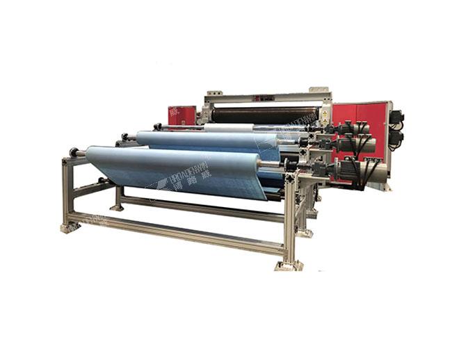 無紡布復(fù)合壓花機(jī) http://www.sdytweb.cn/uploadfiles/211.149.255.8/webid1945/source_water/202202/164596865656.jpg