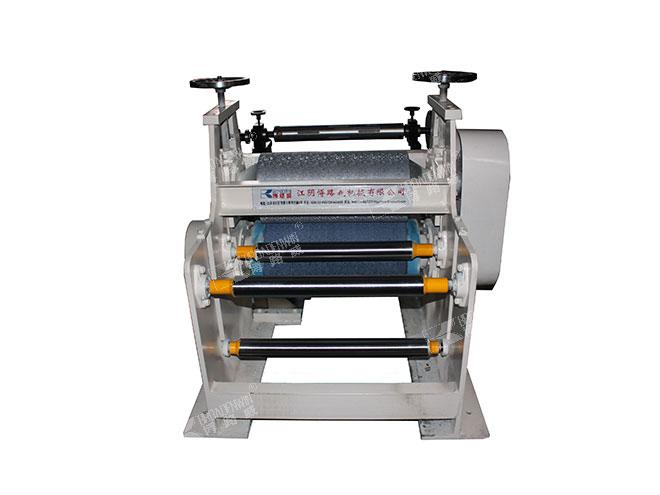 箔片壓紋機(jī) http://www.sdytweb.cn/uploadfiles/211.149.255.8/webid1945/source_water/202202/164596991616.jpg