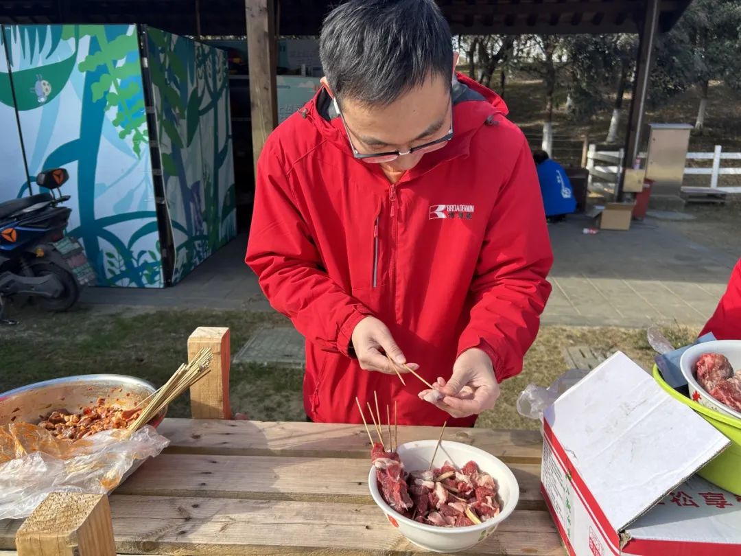 7041703836005601.jpg 640 (11).jpg